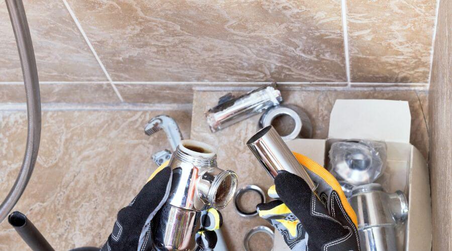 Professional gutter cleaning in Talmo, GA